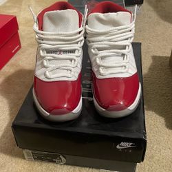 Jordan 11s 