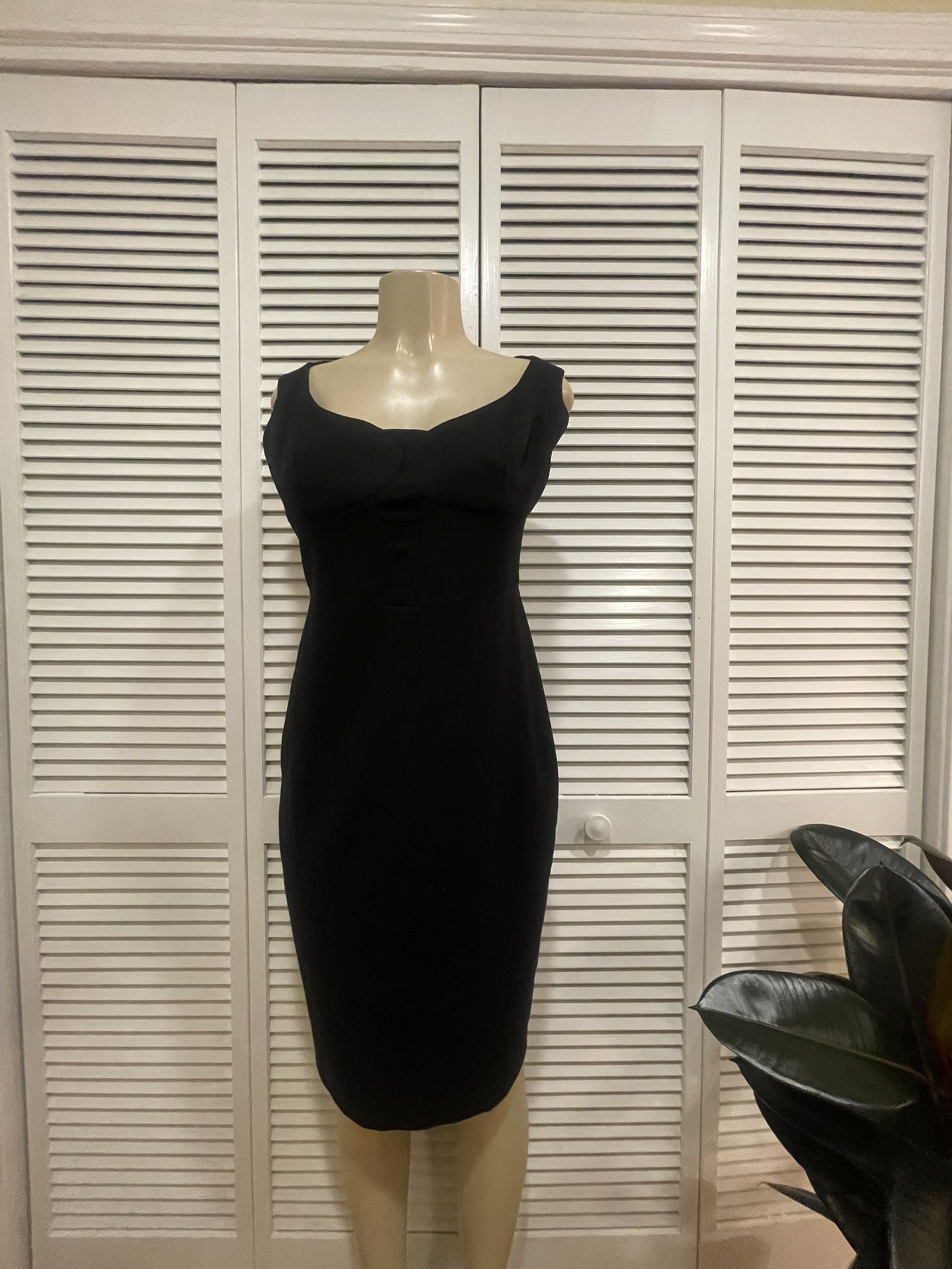 Black Halo Ally Sheath Dress
