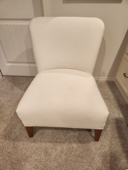 Modern Stuffed Chair