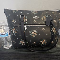 Floral Navy Blue Coach Purse. 