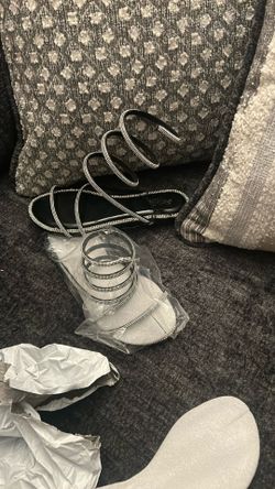 New Ladies Sandals. Charlotte Russe Size 8