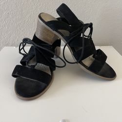 A New Approach a.n.a. Women’s  Black  Strappy Low Heel Open Toe Heels Size 7.5