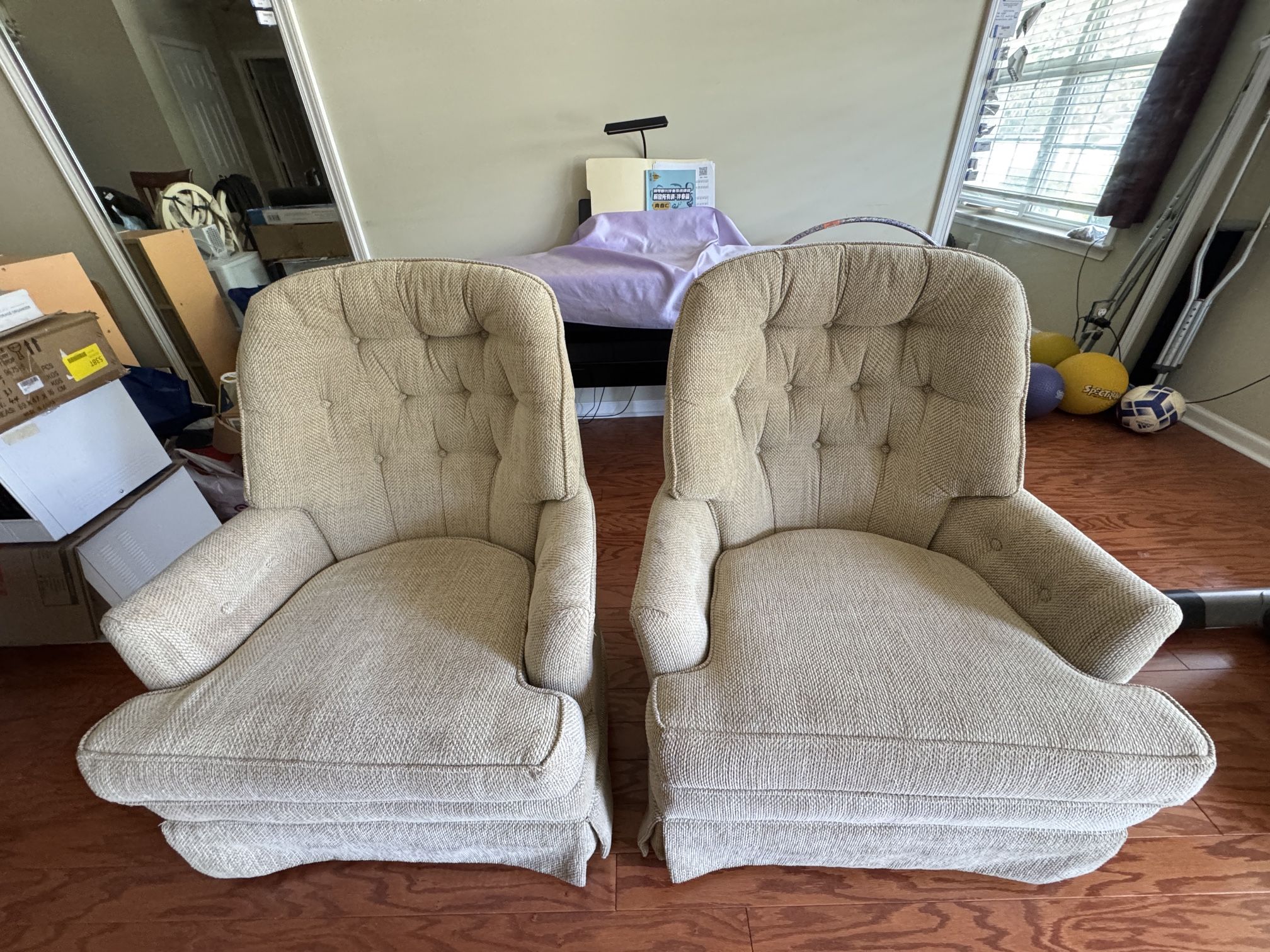Metal base 360-degree armrest swivel sofa