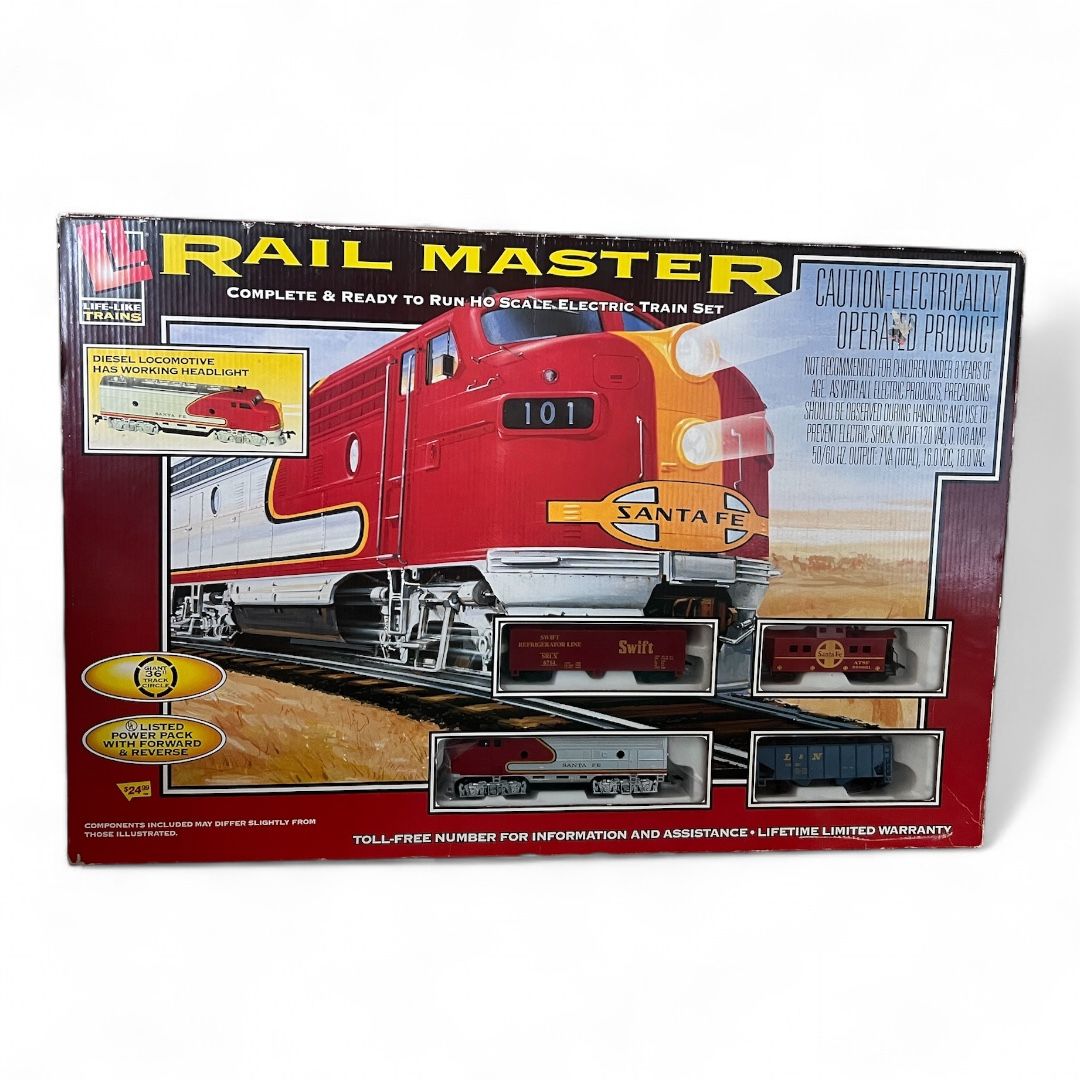 Life-Like Trains Rail Master 8883 HO Scale Santa Fe Diesel Set - Brand New