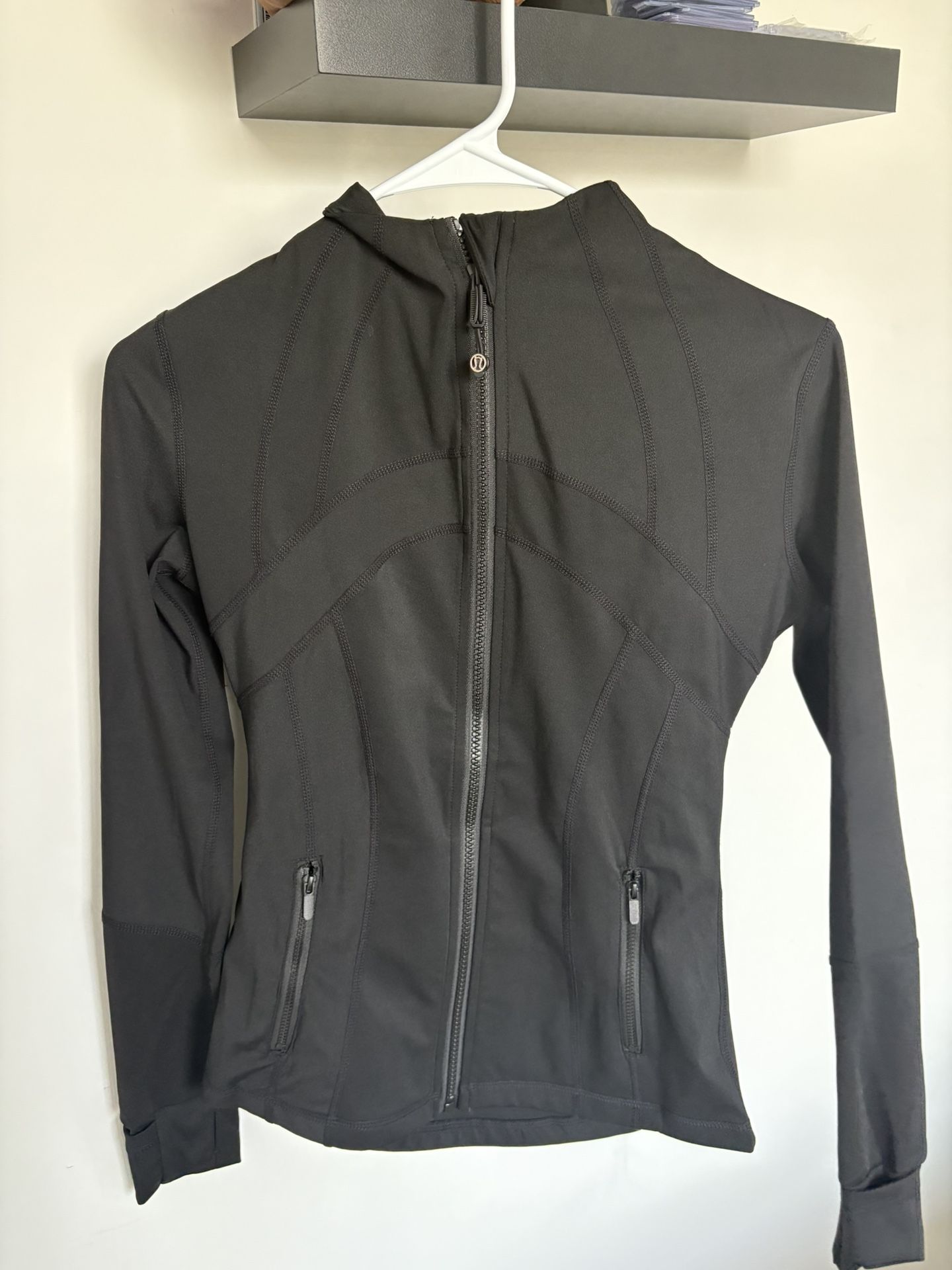 Lululemon Jacket Size: M