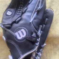 Wilson A360 Baseball Softball Glove 13" Genuine Leather RHT Black Gray