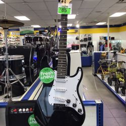 1yx Pro Electric Guitar Set