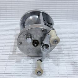 F105- Vintage Gold Medal 77 Fishing Casting Reel by Ranger Inc. USA Etched Metal. For sale $36. 