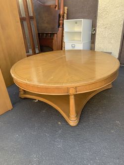 Round mid-century table