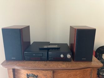 ONKYO audio system