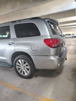 2011 Toyota Sequoia