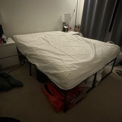 Full Size Bed (Frame + Mattress)