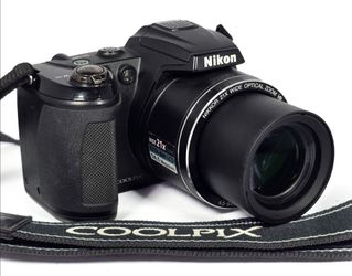 Nice Nikon Coolpix L120 14.1mp 21x Zoom Digital Camera & 1080p HD video *Works*