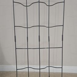DVD / Blu-ray Stand