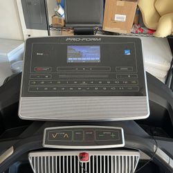 Pro Form 5000 with bluetooth iFIT