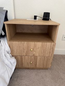 Solid Oak Nightstand / Bedside Table X2