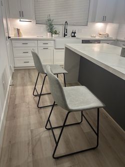 Set of 2 Grey Chairs