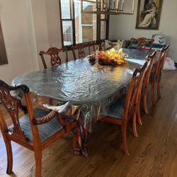 8 Person Ball And Claw Wood Dining Room Table. BEST OFFER 