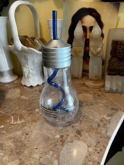 Light bulb drinkware