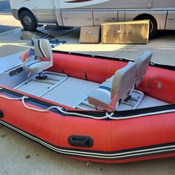 14ft Boat With Extras
