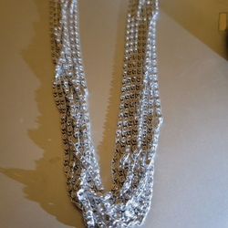 Vintage Silvertone 20 In Necklace