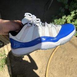 Men Jordan 11