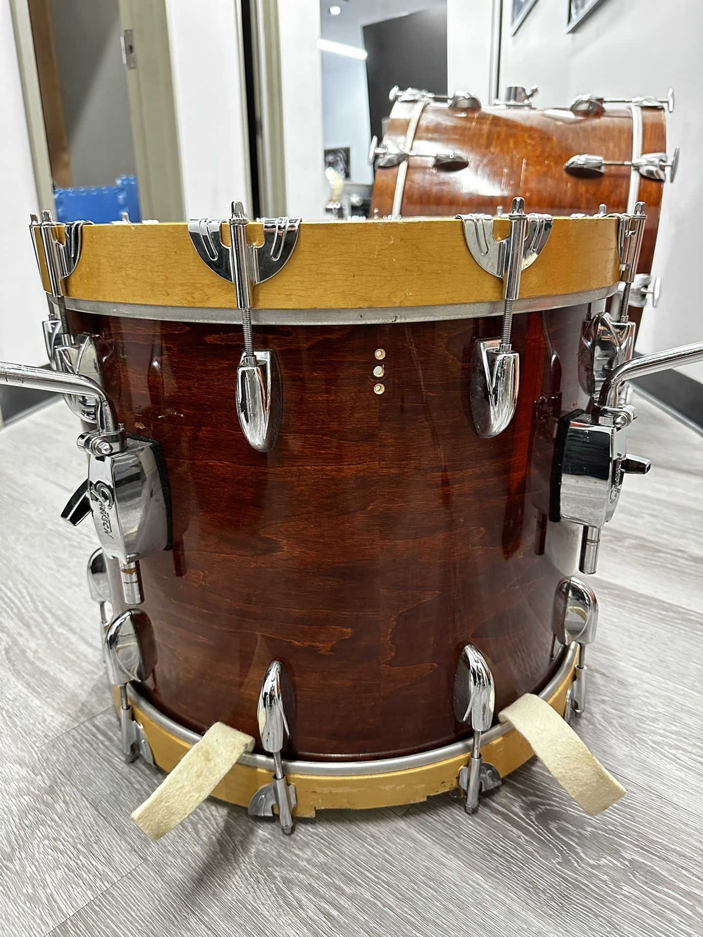 Gretsch 18” 1980s Bass drum (conversion) for Sale in Los Angeles, CA