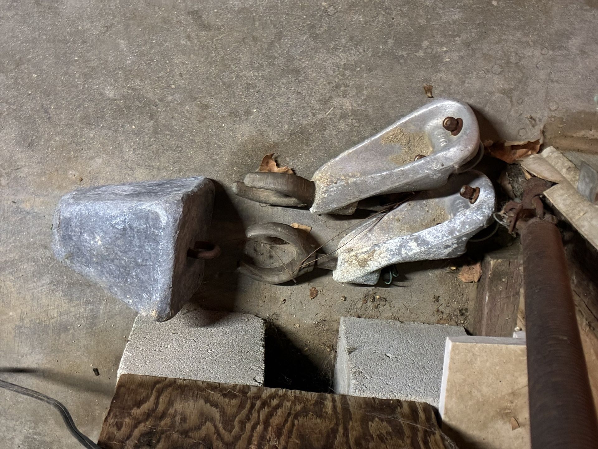 Ore Locks & Lead Weight
