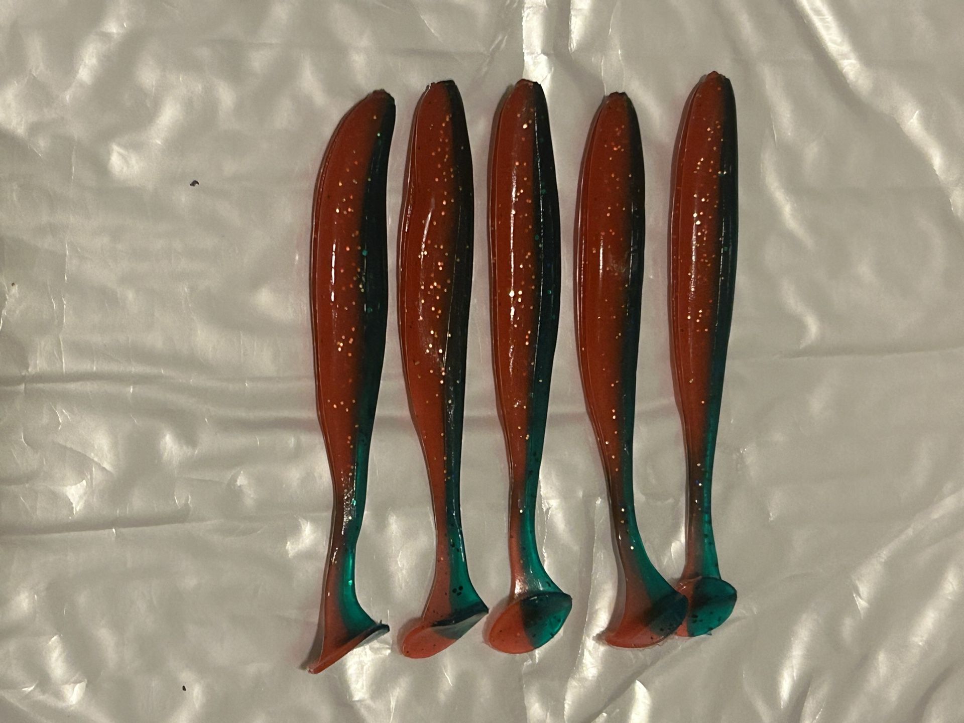 Green/Red-Glitter Paddle Tail Swimbait