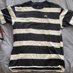 Nike SB T Shirt Size L