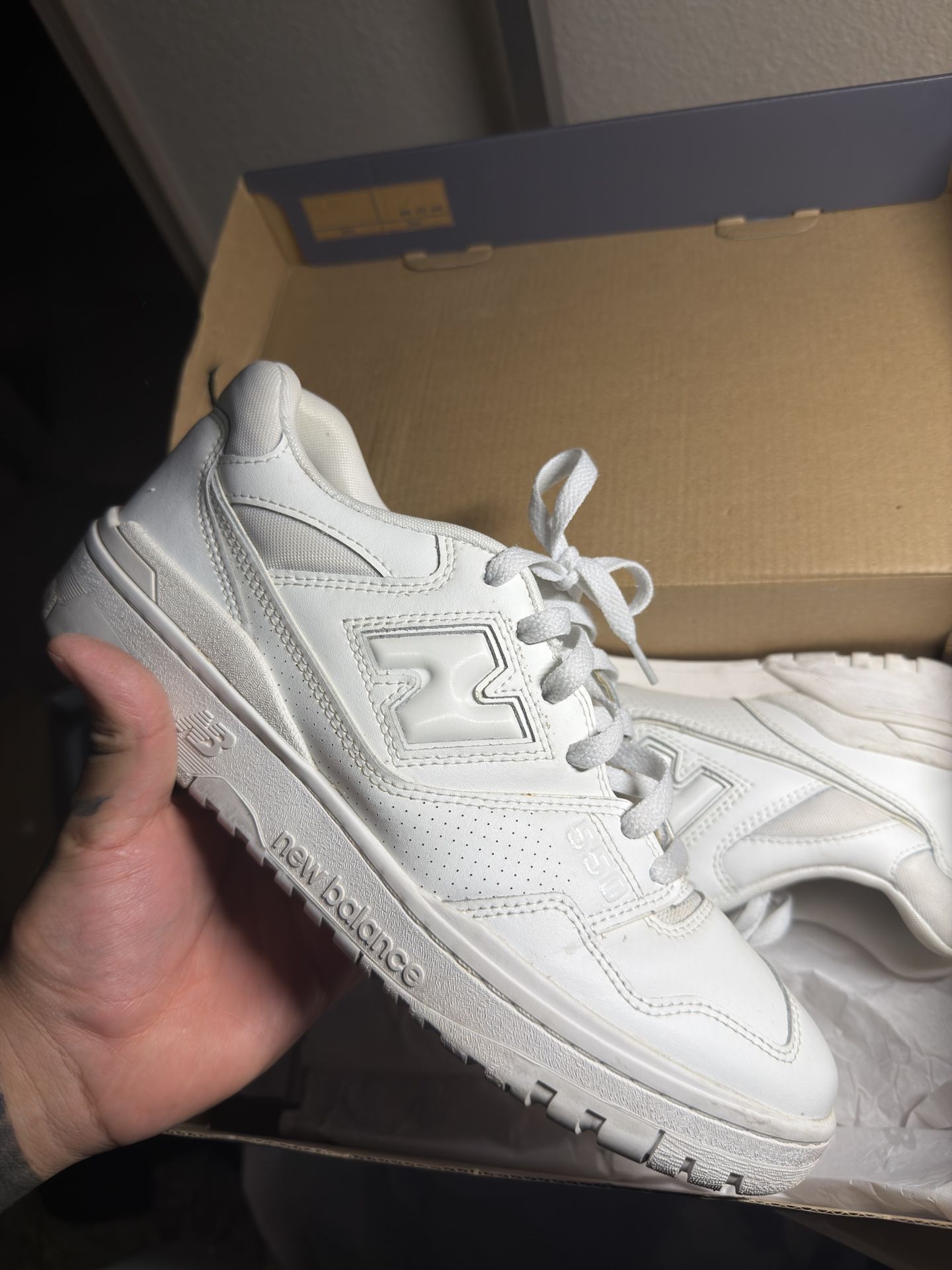 USED - New Balance 550 – Triple White 9.5 MEN