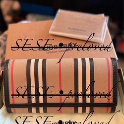 Burberry long wallet(authentic)