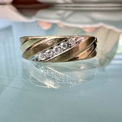💎 Timeless 14K Yellow Gold Unisex, Diamond Wedding Band
