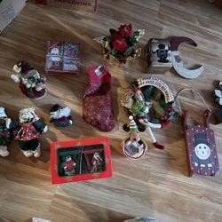 Awesome Christmas Decor Bundle