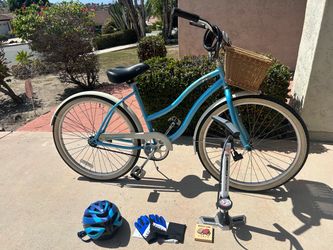 Huffy Beach Cruiser & Accessories