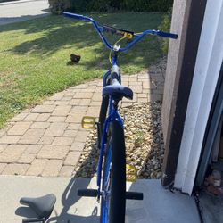 GT Pro Series Wheelie Bike (TRADE)