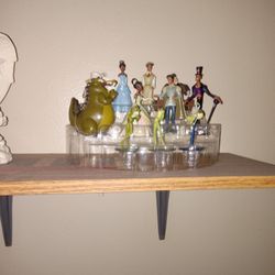 Tiana Deluxe Figure Play Set – The Princess and the FrogTiana Deluxe Figure Play Set – The Princess and the Frog