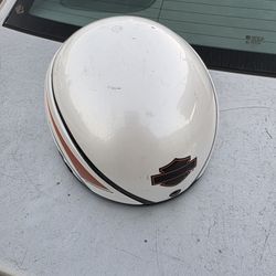 Harley Davidson Half helmet size M (medium) used in good condition 