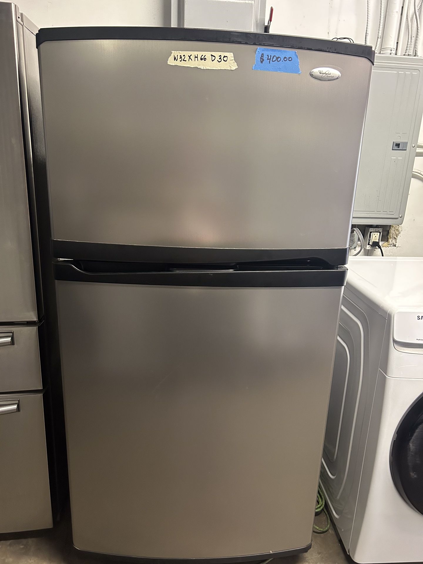 Whirlpool Top- Freezer W/ Ice Maker