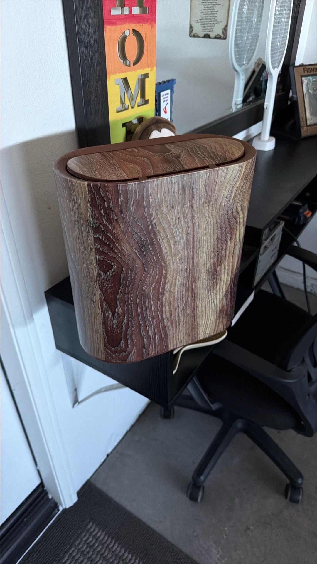 Bathroom trash can