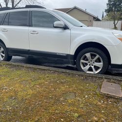 2013 Subaru Outback Clean Title Awd 