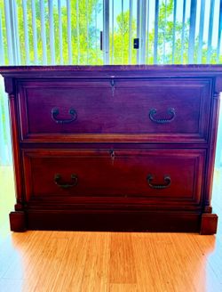 Solid Wood 2-Drawer Dresser / Storage Chest / File Cabinet