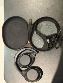 Sony WH-1000XM4 headphones