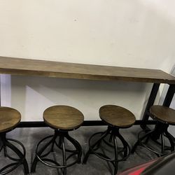 Bar Table With 4 Stool 