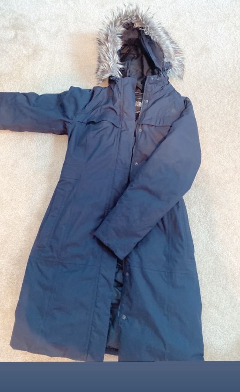 Northface Arctic Parka Size XS Women’s Retails For 299