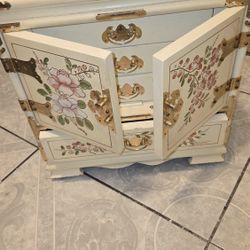 Vintage Japenese Antique