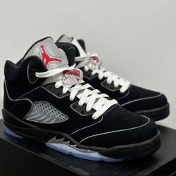 Jordan 5 Metallic Blacks