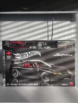 Hot Wheels Mattel Brick Shop '94 Toyota Supra MKIV Building Set