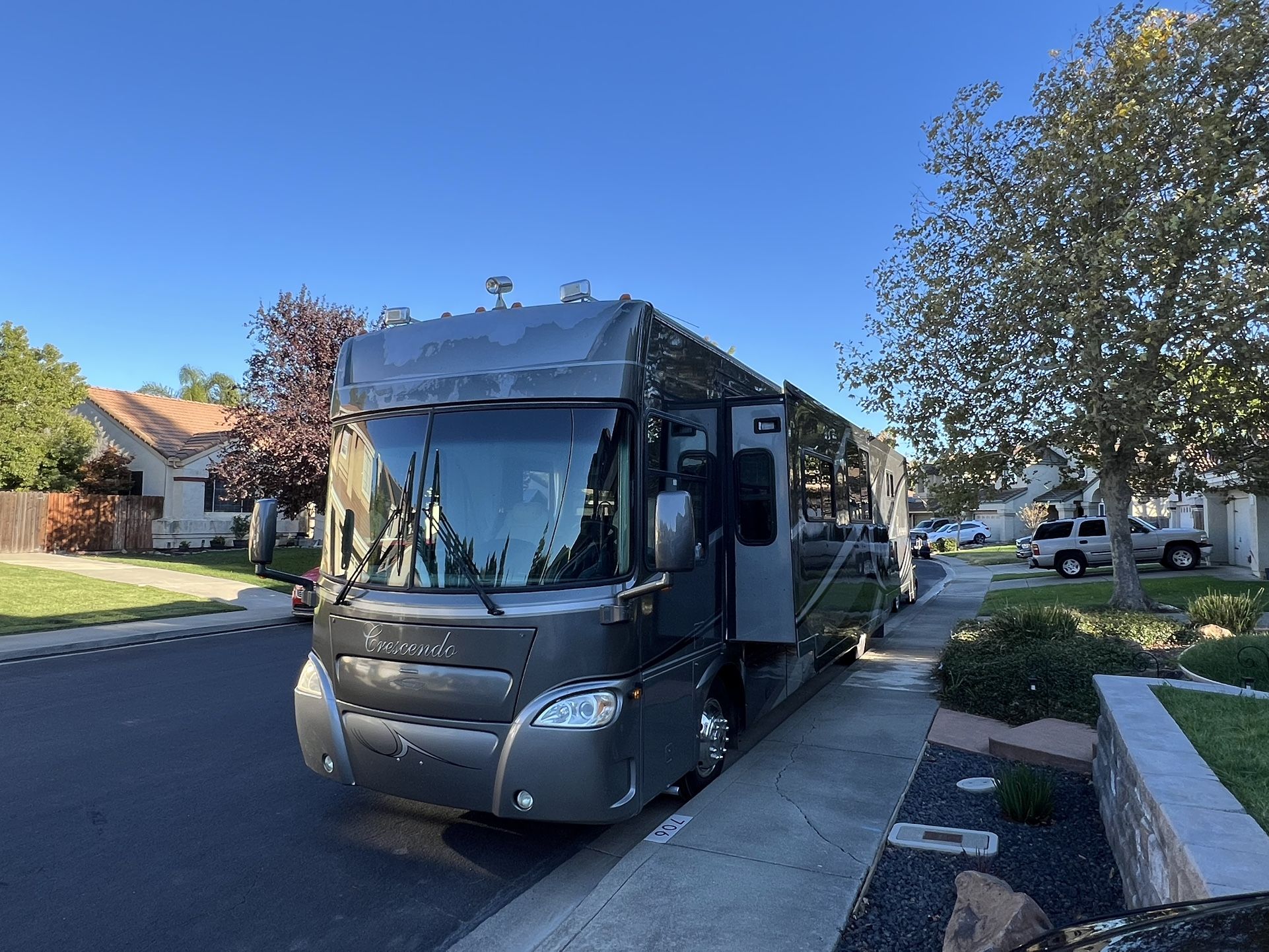 2008 Gulf Stream Crescendo 40’ UL