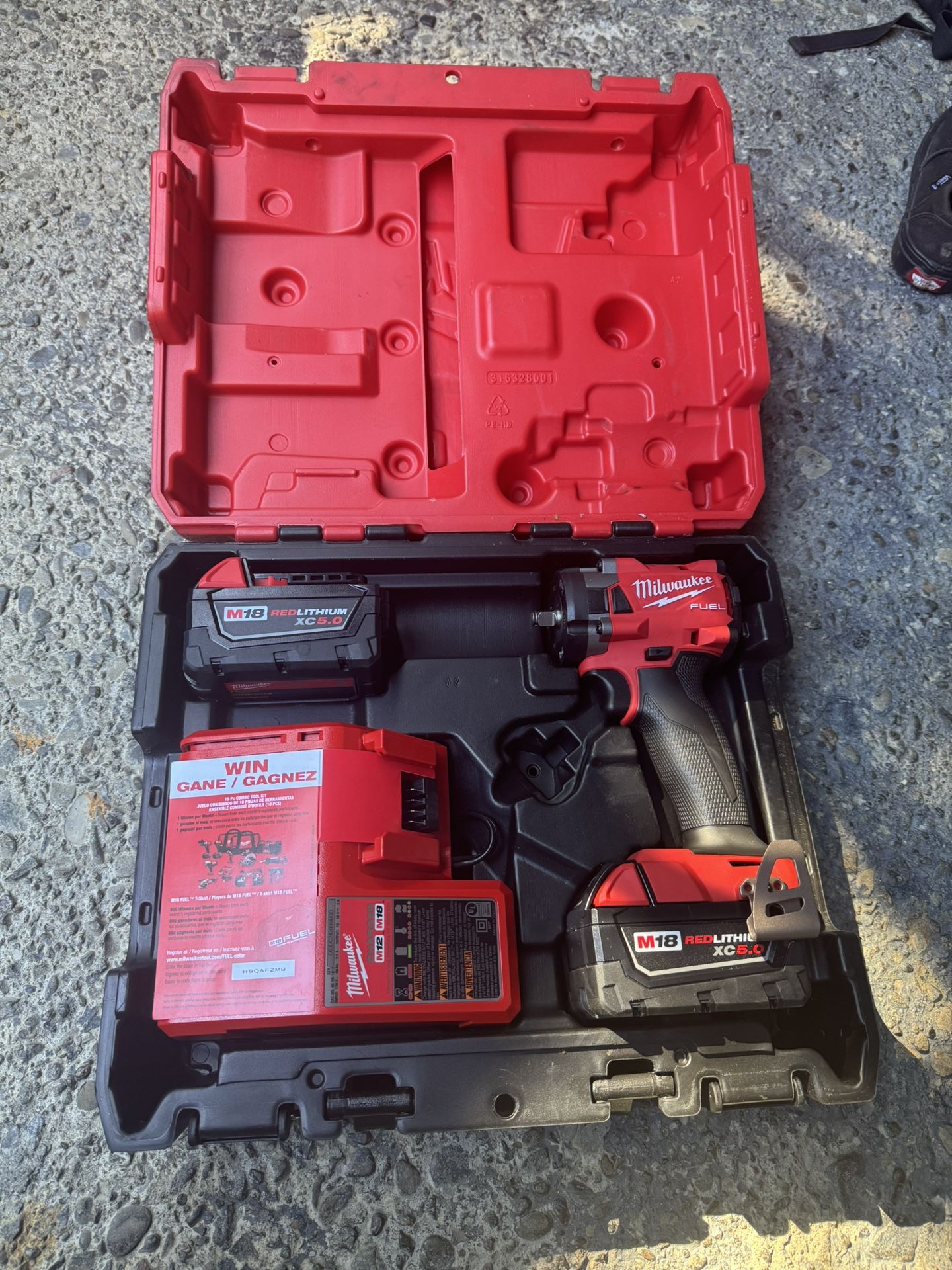 M18 FUEL 18V Lithium-lon Brushless Cordless 3/8 Impact 